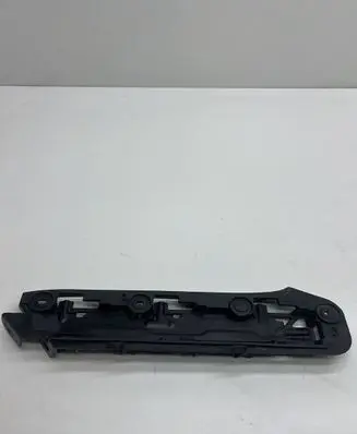Volkswagen Touran I Front bumper mounting bracket 1T0807935