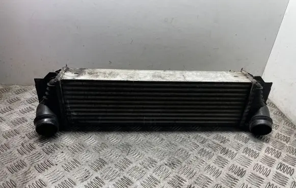 BMW 5 F10 F11 Intercooler radiator 7805629