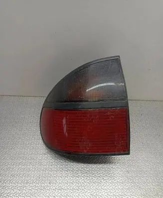 Renault Laguna I Rear/tail lights 7700820052 2225