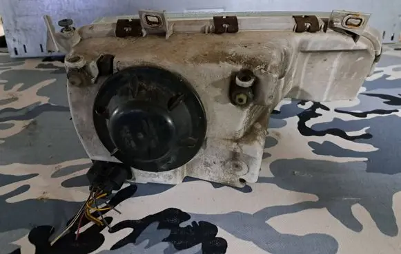 Volkswagen Sharan Headlight/headlamp 7M1941015H