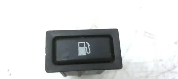 Toyota Avensis T250 Fuel tank opening switch 156795
