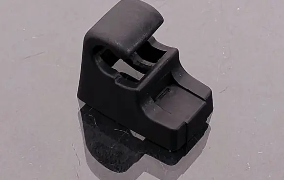 Sun visor clip/hook/bracket