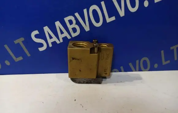 Saab 9-5 Air conditioning (A/C) expansion valve 4101128