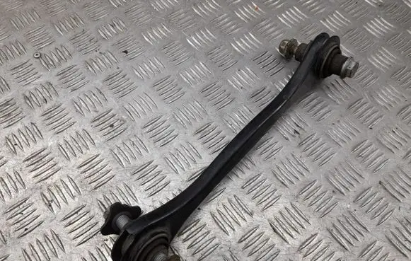 Audi A3 S3 A3 Sportback 8P Rear control arm 1K0501529H
