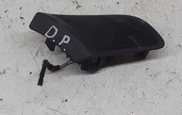 Audi A4 S4 B6 8E 8H Front door high frequency speaker 8E0035399