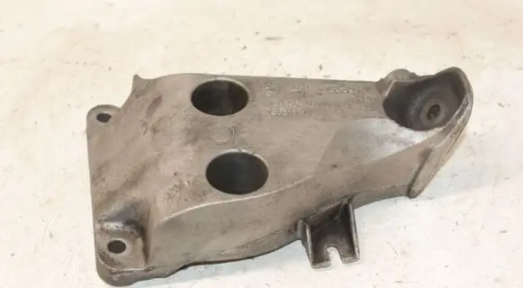 BMW X1 E84 Engine mounting bracket 6785695