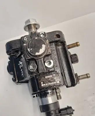 Opel Zafira C Fuel injection high pressure pump 0445010193 55571005 1211872