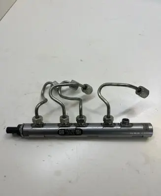 Mini Cooper Countryman R60 Fuel main line pipe 782346002 0445214237