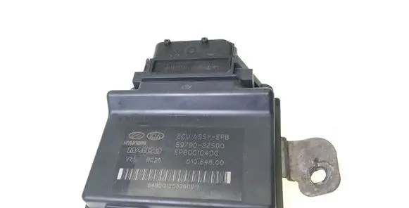 Hyundai i40 Hand brake control module 597903Z500 EP80010400