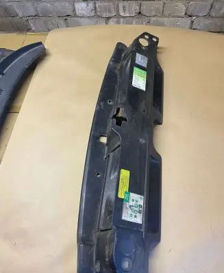 Hyundai Santa Fe Radiator trim 8641026910