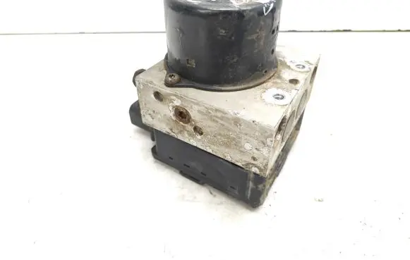 Ford Focus ABS Pump 98AG2M110CA 10020401584 10094801053