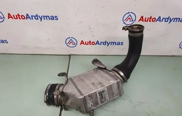 BMW 7 F01 F02 F03 F04 Intercooler radiator 7575404 17517575404