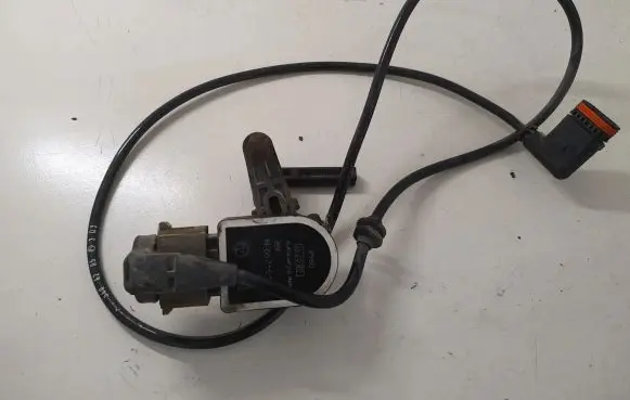 Mercedes-Benz C W204 Headlight/headlamp level sensor A0045429918