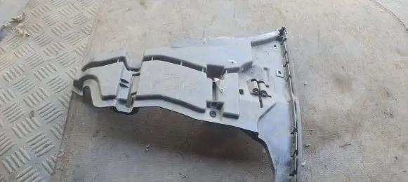 Volvo V70 Front bumper mounting bracket 08693182