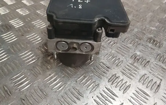Toyota Avensis T270 ABS Pump 4454005150 269736 44540105150