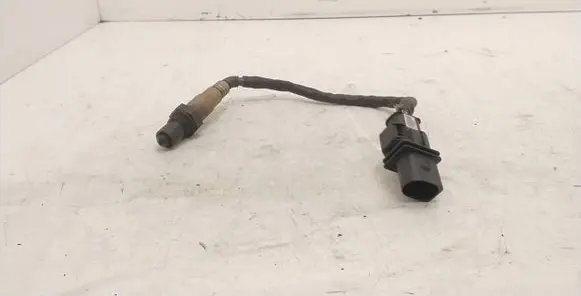 BMW 5 E60 E61 Lambda probe sensor 7537993 0258017036 588121