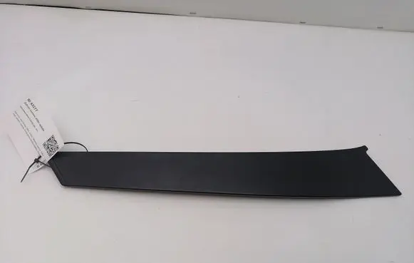 Mercedes-Benz C W203 Rear side glass trim 