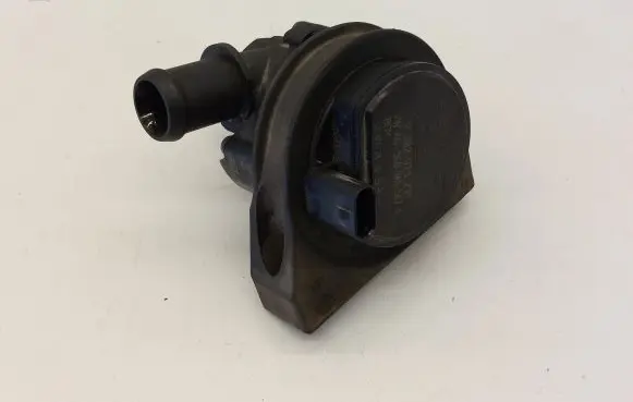 Volkswagen Golf VII Electric auxiliary coolant/water pump 5G0965567A