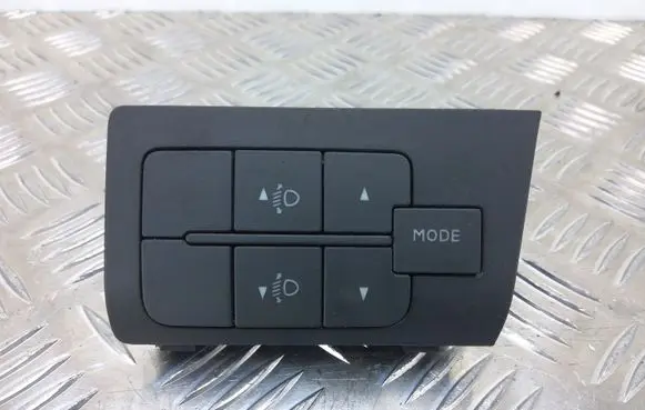 Peugeot Boxer Light switch B569