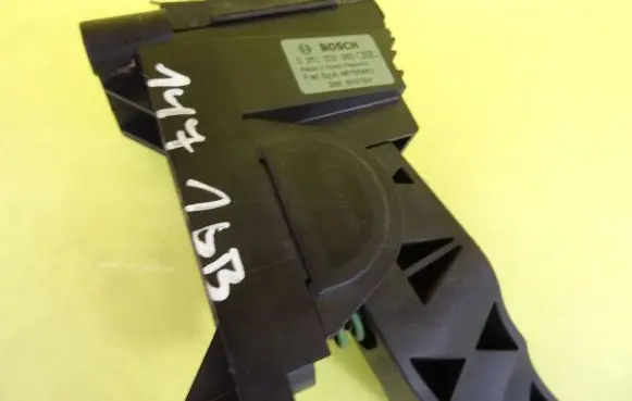 Alfa Romeo 147 Accelerator throttle pedal 0281002380