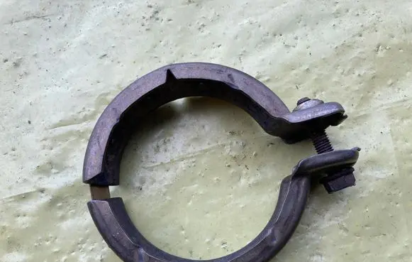 Mercedes-Benz C AMG W204 Muffler pipe connector clamp A2034900441