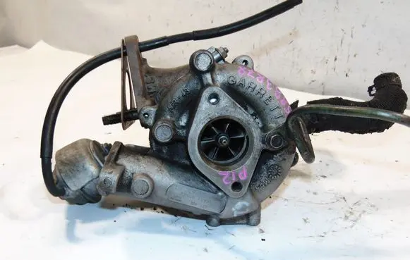 Nissan Primera Turbo 14411AU600 GT1749V FAC007971