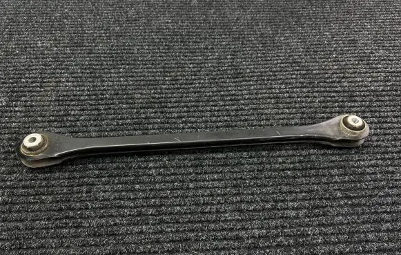 BMW 2 F45 Rear upper control arm/wishbone 6851569