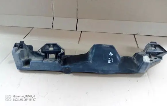 Peugeot 508 II Fender mounting bracket