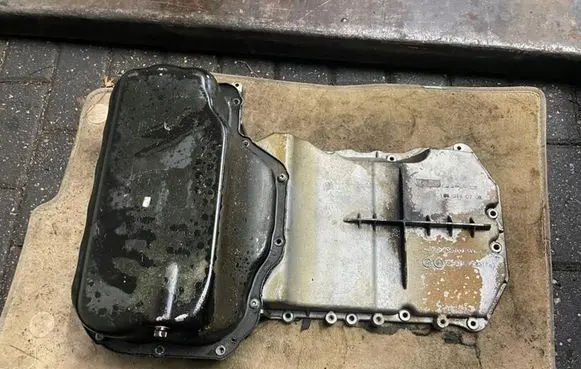 Mercedes-Benz S AMG W221 Oil sump a1560140702