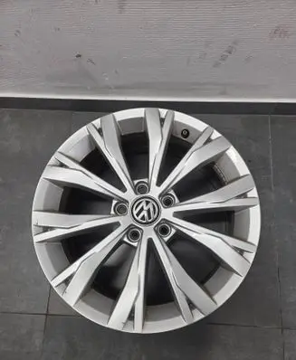 Volkswagen Tiguan R17 alloy rim 5NA601025