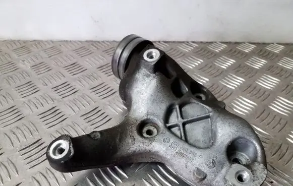 Audi A3 S3 A3 Sportback 8P A/C compressor mount bracket 1K0260885B
