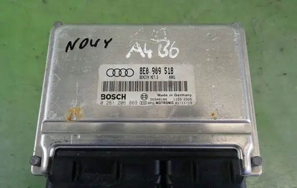 Audi A4 S4 B6 8E 8H Engine control unit/module ECU