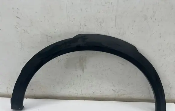 Opel Mokka B Front arch trim 9834173280