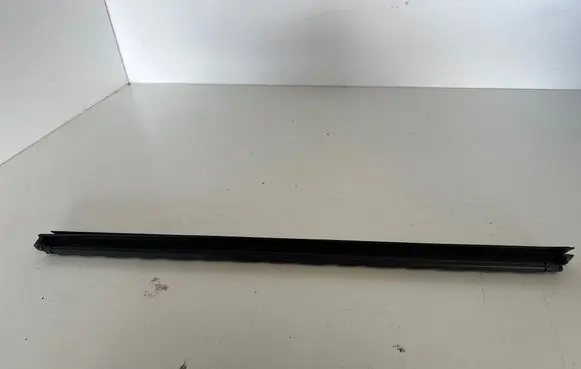 Peugeot 308 Rear door glass trim molding 9837783080