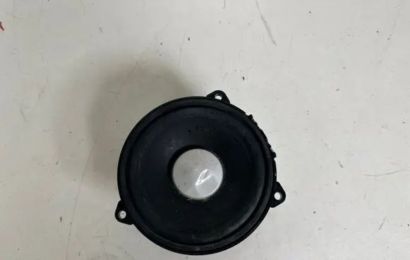 Land Rover Discovery 4 - LR4 Rear door speaker BH2218808FA