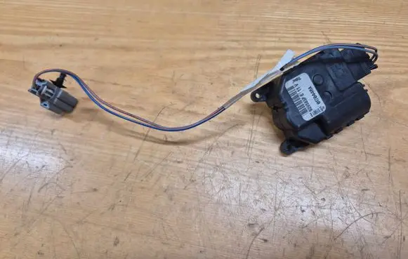 Dodge Nitro Air flap motor/actuator 0170448A 929585P