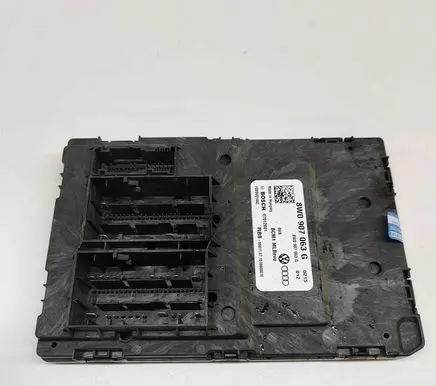Audi Q7 4M Central body control module 8W0907063G