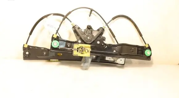 Ford Focus Front window lifting mechanism without motor 