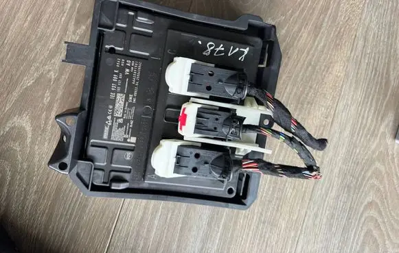 Audi Q4 e-tron Other devices 1EE937089K