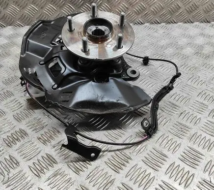 Toyota C-HR II Front wheel hub 43211F4050