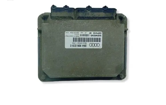 Audi A3 S3 8L Engine control unit/module 06A906019EKASACJA 06A906019E 5WP4318