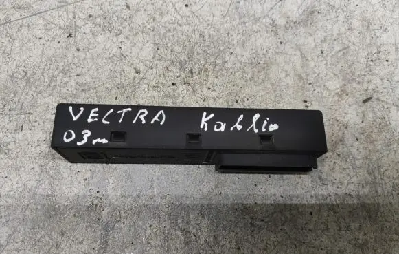 Opel Vectra C Tow bar relay 532150018 460023260