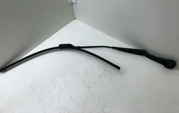 Ford Focus Windshield/front glass wiper blade 