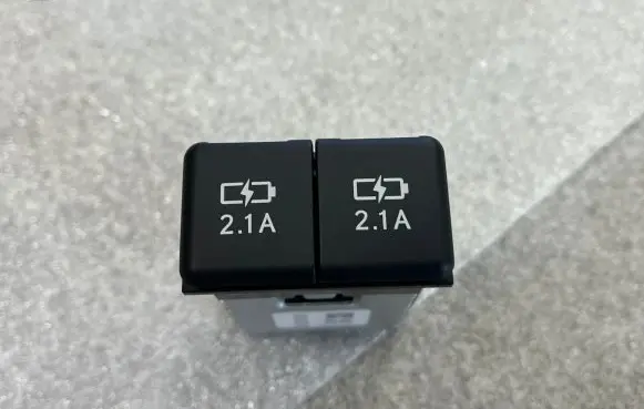 Lexus UX USB socket connector 8553250020
