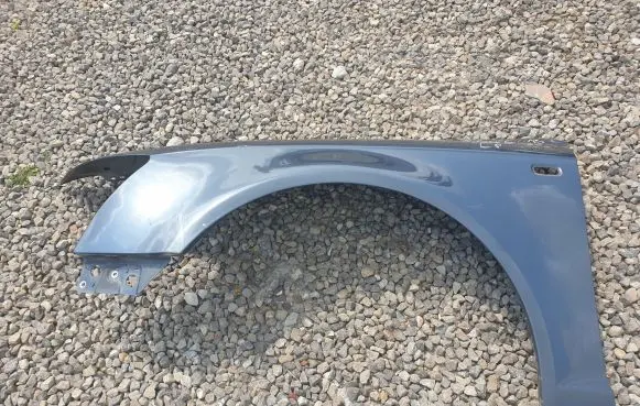 Audi A6 S6 C6 4F Fender