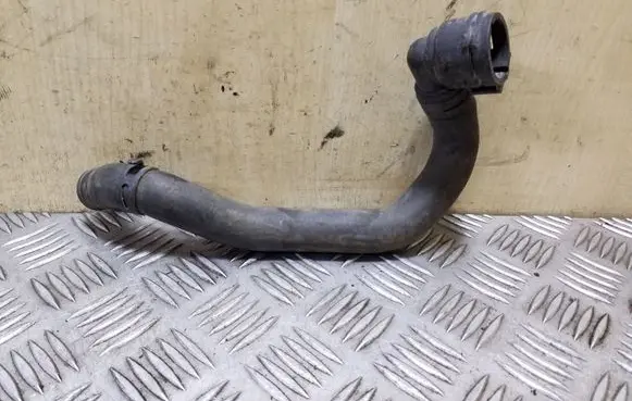 Volkswagen Touran I Engine coolant pipe/hose 1T0122157Q