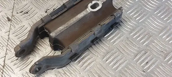 Volvo XC60 Engine mount bracket 31262935