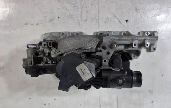 Mercedes-Benz Vito Viano W447 Intake manifold 140032531R