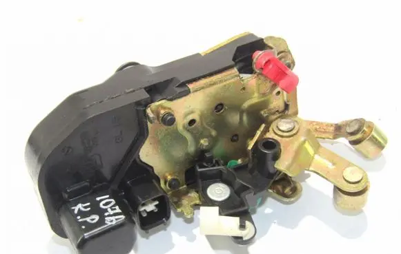 Jeep Commander Front door lock