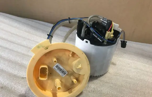 Volvo V60 In-tank fuel pump 31478635 00065621122402